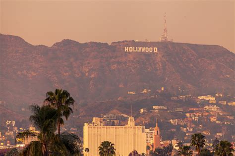 Hollywood Sign Mountains Stock Photo - Download Image Now - iStock