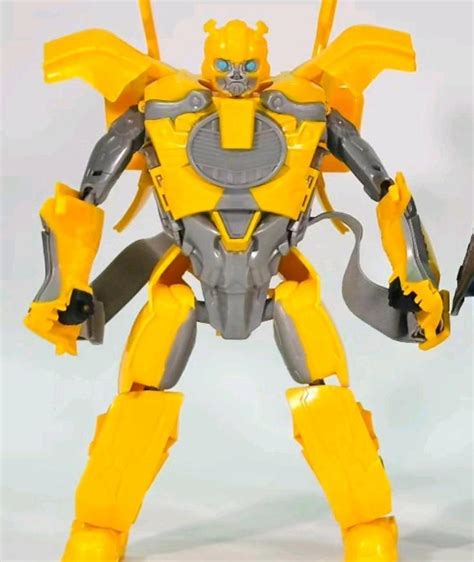 Transformers Rise Of The Beasts In Mask Bumblebee Robot Mode In ...