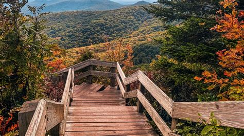 Here's when fall color will hit its peak in the mountains