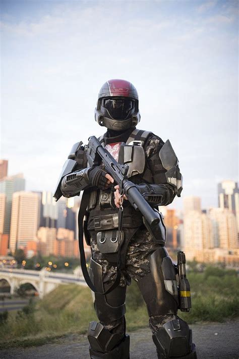 Even if you don't like Halo, ODSTs are operator af Amazing Cosplay ...