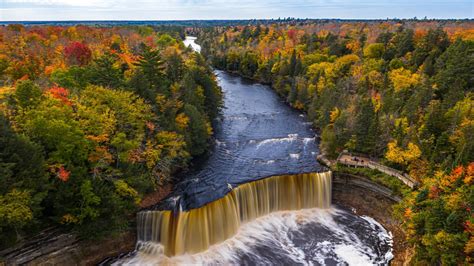 Scenic Fall Waterfalls | Upper Peninsula