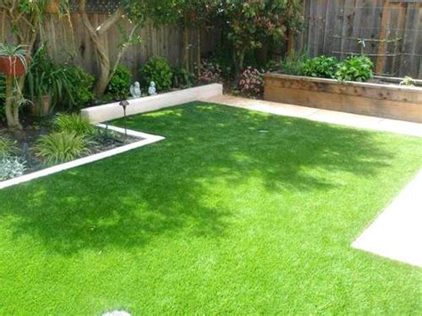 Eco-friendly Artificial Lawn Grass Length: 65 Foot (ft) at Best Price ...