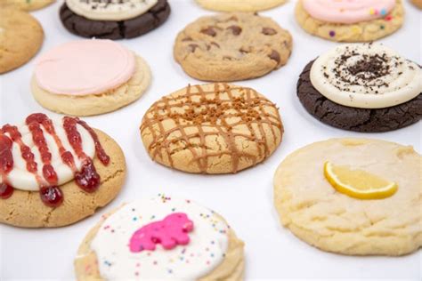 Crumbl Cookies to open first NJ bakery at Seaview Square Mall