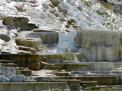 Mammoth hot springs | Landscape formed by the Mammoth hot sp… | Flickr