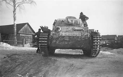 Panzer III with provisional winter camouflage 2 | World War Photos