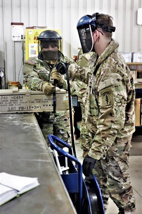 DVIDS - Images - 89B ALC students complete ammo inspection training at ...