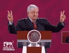 Amlo Contra Los Corruptos GIF - AMLO Puercos Cochinos - Discover ...