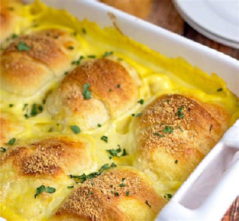 Chicken Crescent Roll Casserole | Recipe Station