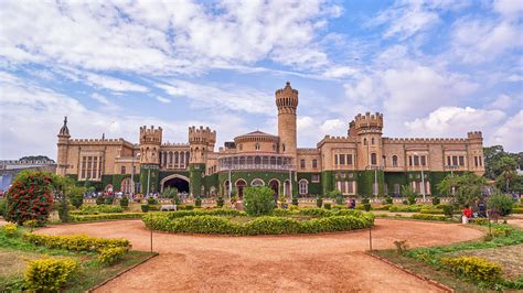 Bangalore Palace, Travel Guide & Attraction in Bangalore - Adotrip