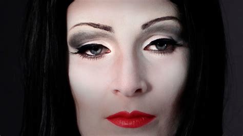 MORTICIA I THE ADDAMS FAMILY Halloween Makeup Tutorial - YouTube