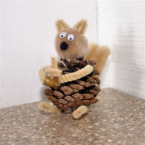 Pine Cone Squirrel Craft – Lesson Plans