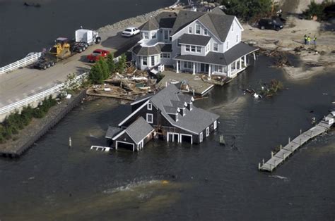 Nov. 1, 2012 - Hurricane Sandy Relief - The Pipes of Christmas