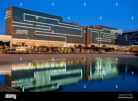 Fairmont hotel abu dhabi hi-res stock photography and images - Alamy