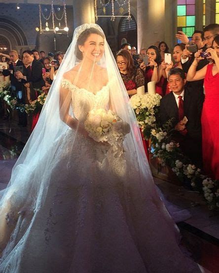 Marian Rivera wedding gown Michael Cinco 5 | Wedding dress with veil ...