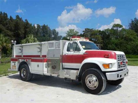 Ford F800 Pumper Fire Truck (1997) : Emergency & Fire Trucks