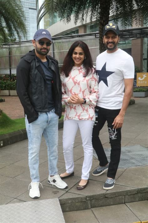 Riteish Deshmukh, Genelia D’Souza and Ram Pothineni snapped at Yauatcha ...