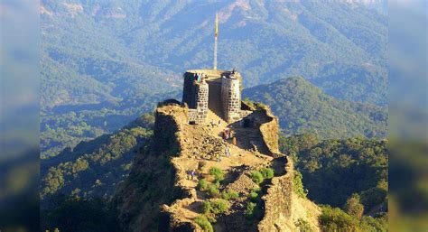 This is why you should visit Maharashtra’s Raigad Fort | Times of India ...