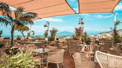 Restaurants and Bars - Hilton Sorrento Palace Dining