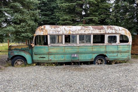 Chris Mccandless Body Bus