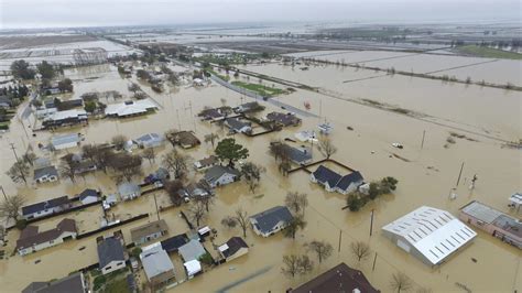 As Rain Dissipates, California Residents Still Coping With Floods ...