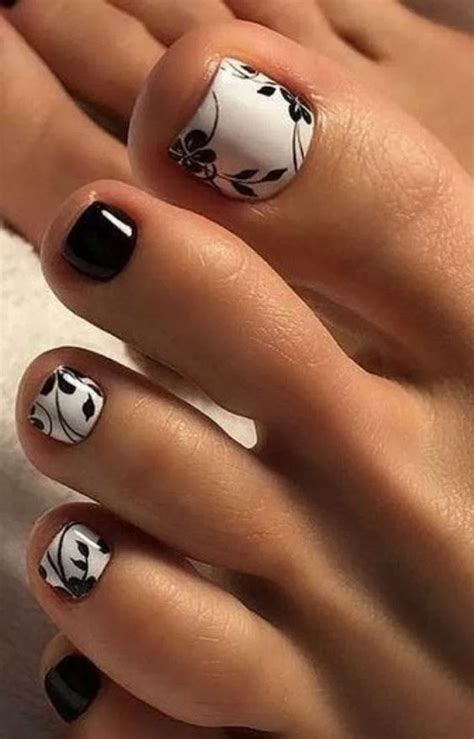 27 Adorable Easy Toe Nail Designs 2020 – Simple Toenail Art Designs ...