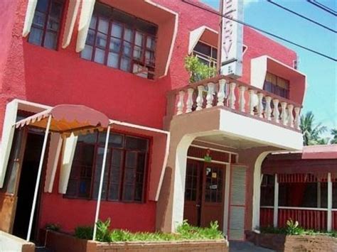 CHERRY HOTEL - Prices & Reviews (Cauayan City, Philippines)