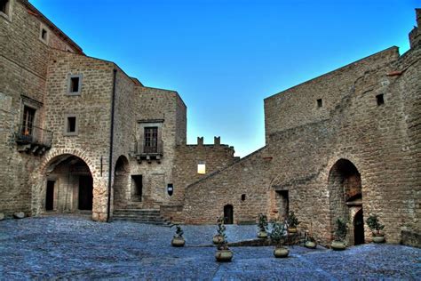 Storia e cultura della Sicilia: Castello di Carini | Sicilia italia ...