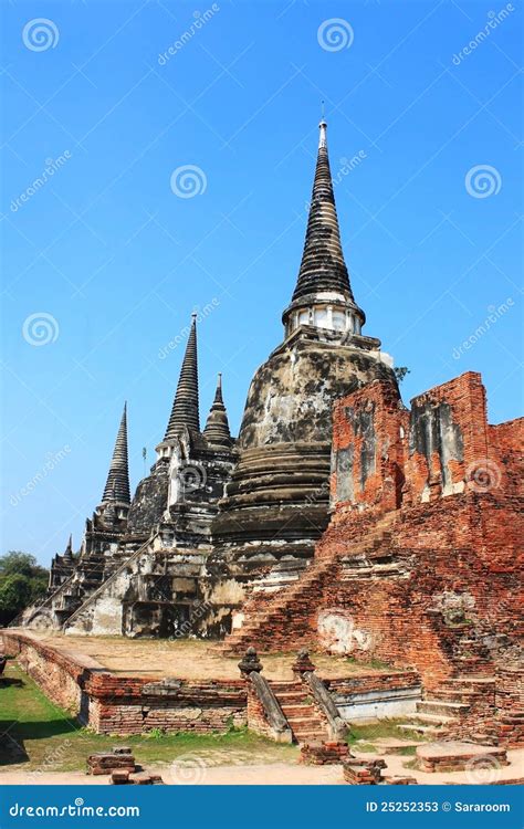 Thai pagoda stock image. Image of tour, building, road - 25252353