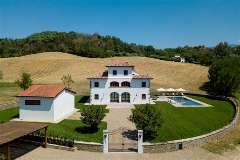 Tuscany Villa With Pool | Tuscany Luxury Rentals - SopranoVillas