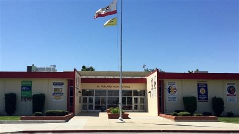 McFarland High School boasts highest grad rate in Kern County | KBAK