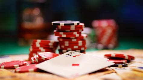 Cash Games vs. Tournaments: How to Pick Best Poker Format for You?