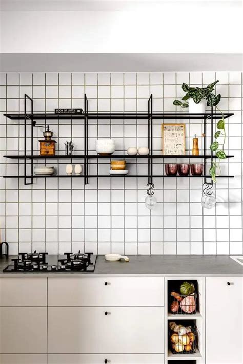 52 Edgy Square Tile Kitchen Backsplashes - Shelterness