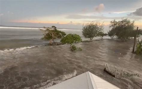 Tonga eruption: NZ Air Force plane leaves for reconnaissance flight to ...