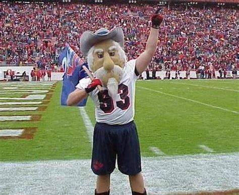 University of Mississippi - Colonel Reb, Ole Miss Rebels mascot. | Ole ...