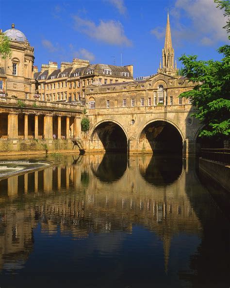 Bath/UK,Somerset,Bath,Pulteney Bridge & River Avon | Bath england, Bath ...