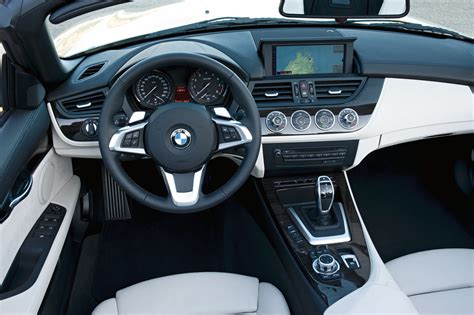 BMW Z4 Interior - Car Body Design