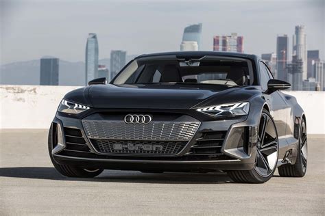 Audi e-tron GT electric sports car is its take on Porsche Taycan