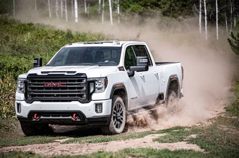 2020 GMC Sierra 2500 Denali 4WD Crew Cab