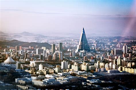 Skyline of Pyongyang (DPRK) [1580 x 1053] : r/skylineporn