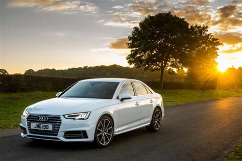 Audi A4 2.0 TDI S line 2015 Review