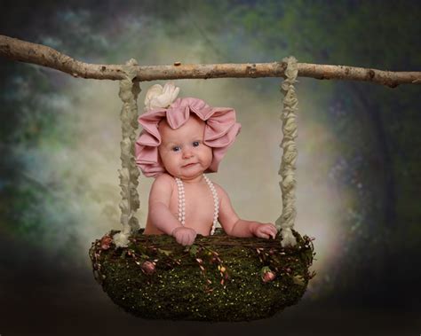 GALLERY FUNNY GAME: Baby photography props