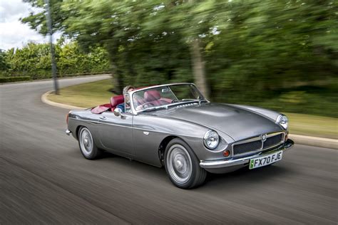 Driving an electric MGB roadster is a breath of fresh air - Hagerty Media