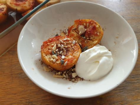 Baked Caramelised Apples – Gopi's Nourishing Recipes