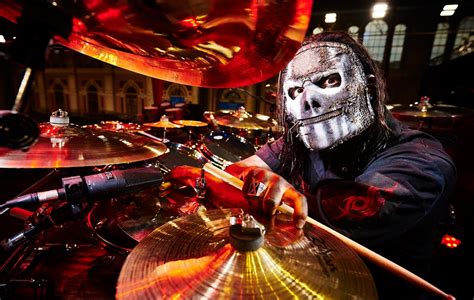 Jay Weinberg de Slipknot presenta su nueva y espeluznante máscara ...