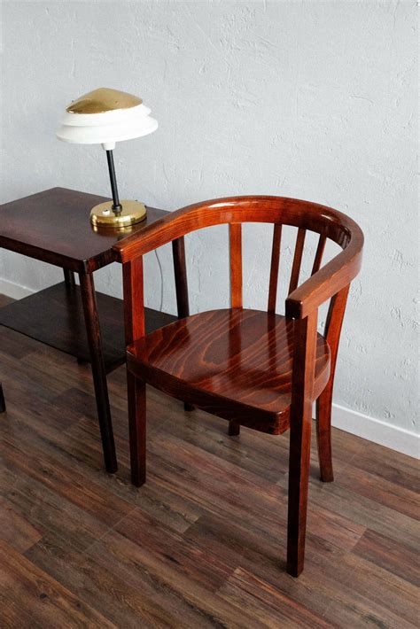 Vintage Bentwood Chair – Renové