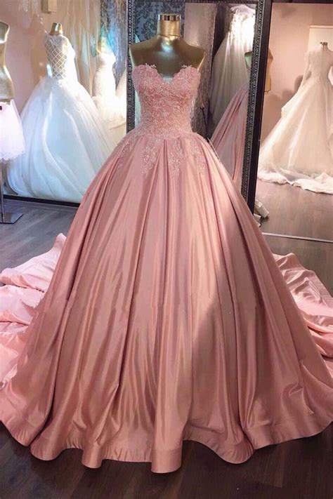 Amazing Outfits | Sweet 16 dresses, Ball gowns, Quinceanera dresses pink