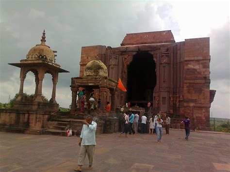 nick-street: Bhojpur Temple, Madhya Pradesh