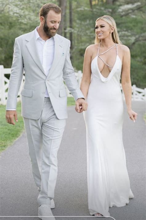 Paulina Gretzky shares new photos from Dustin Johnson wedding