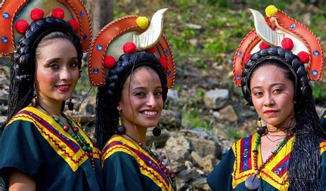 The magnificent Beauty of Belize! | Traditional outfits, Traditional ...