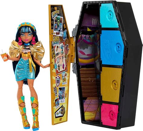 Monster High Skulltimate Secrets Doll and Fashion Set, Cleo De Nile ...